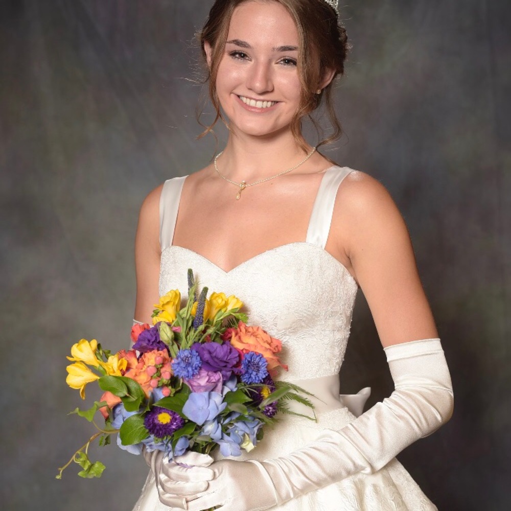 Absolutely gorgeous debutante ball gown or wedding gown